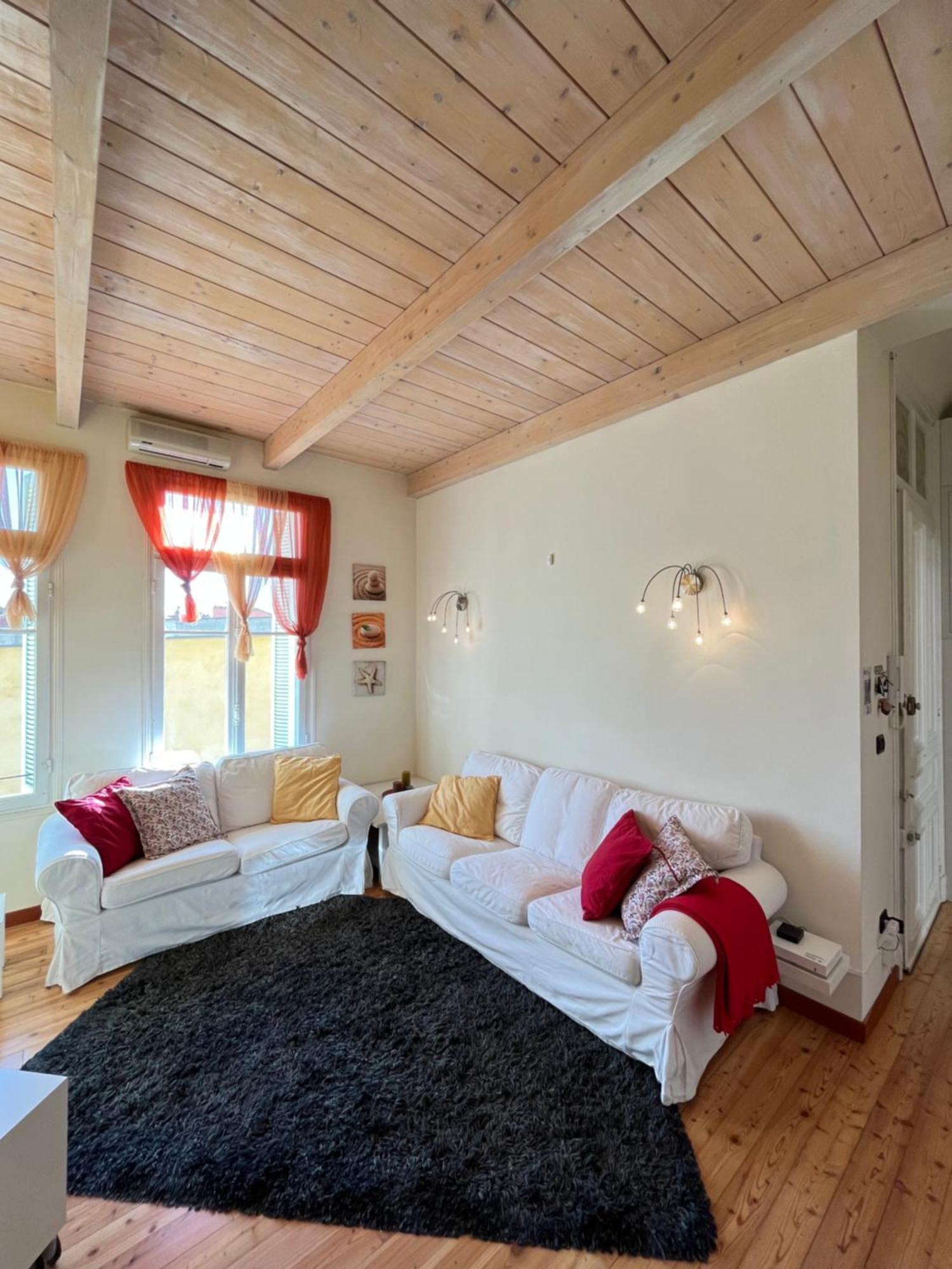 Maison Re- Splendido Appartamento Centro Mentone Luaran gambar